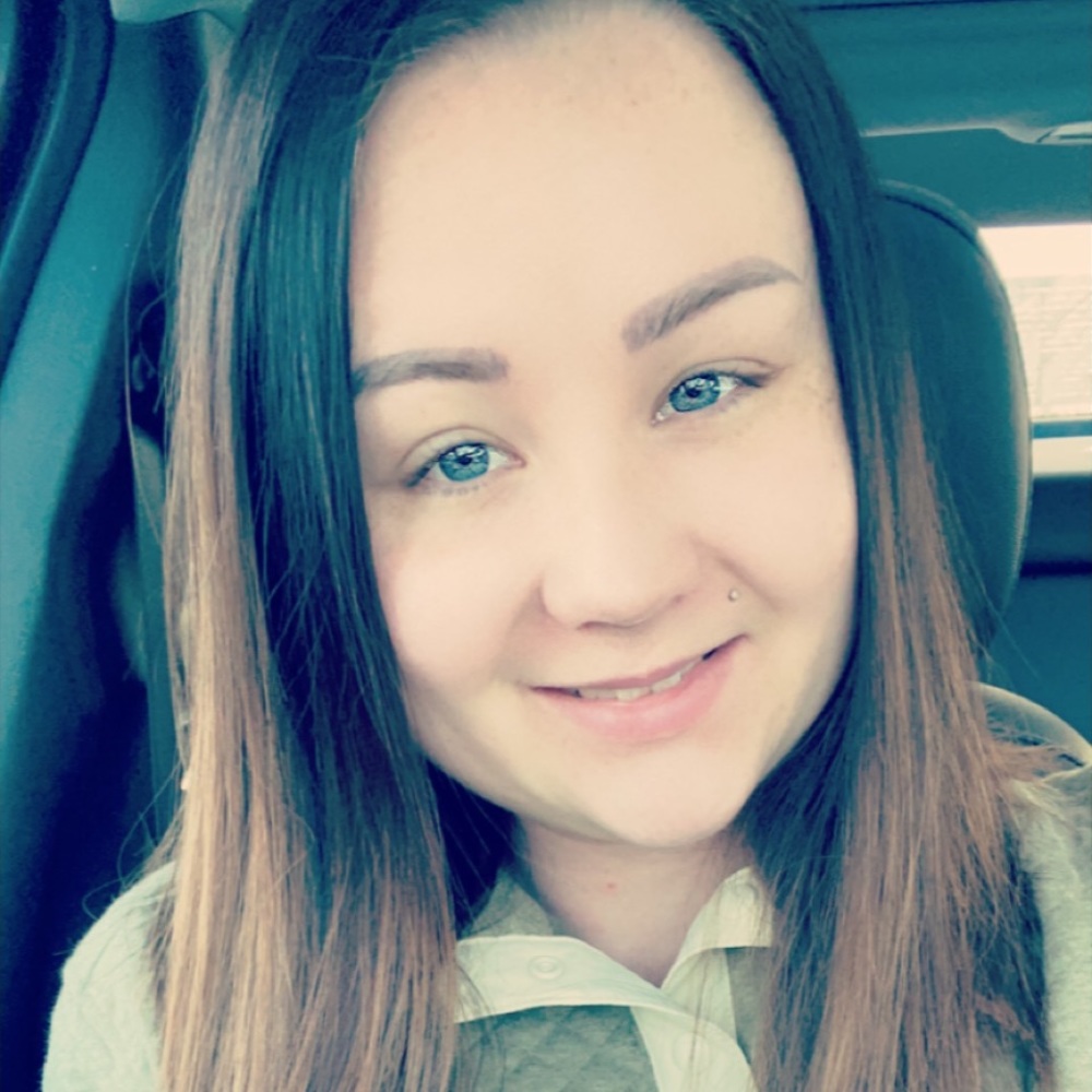 Meet your Posher, Marissa